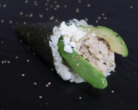 Temaki Poulet Mayo Avocat Cheese