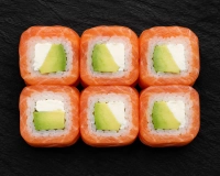 Saumon Roll Avocat Cheese