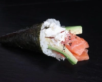 Temaki Saumon Avocat Cheese